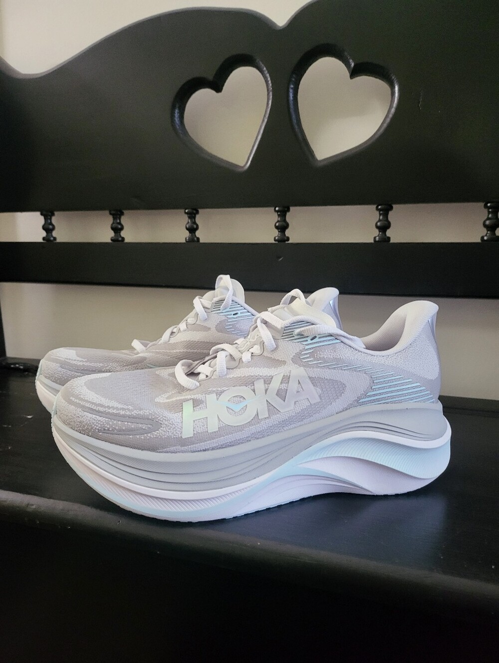New HOKA Women's Skyward X 2 Carbon Plated Shoe - 2026 Size 10